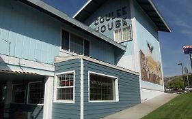 Coulee House Motel